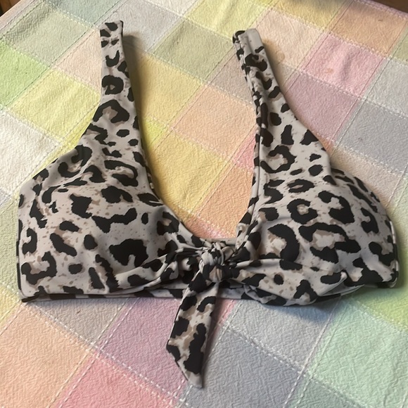 Bikini in animal print - Picture 2 of 8
